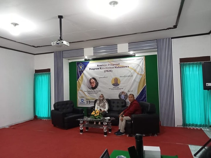 Seminar Program Kreativitas Mahasiswa